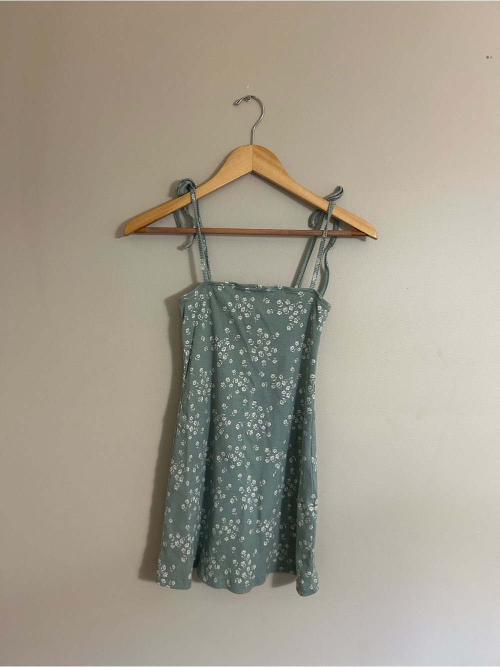Forever 21 Sage Green Floral Tie-Strap Mini Dress